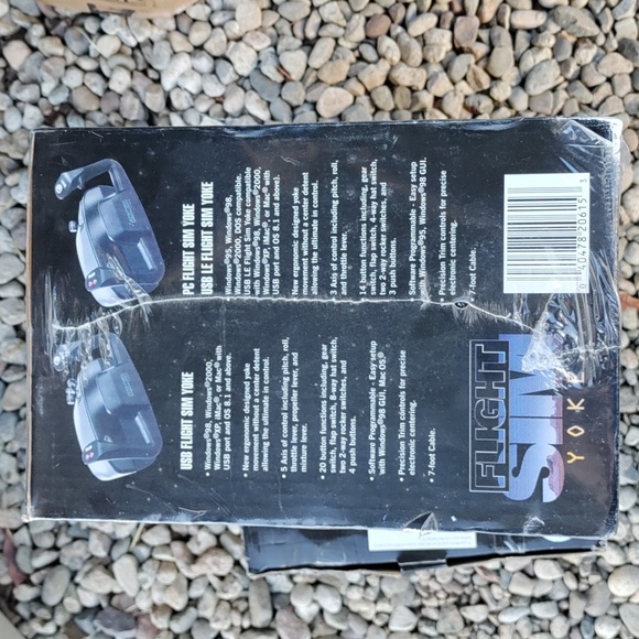 CH USB Flight Sim Yoke - Picture 3 of 5